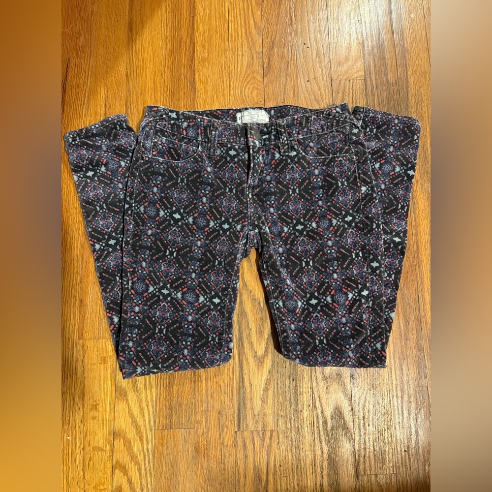 Free People Purple Velvet Skinny leg Pants Jeans 24 low rise - Picture 2 of 5